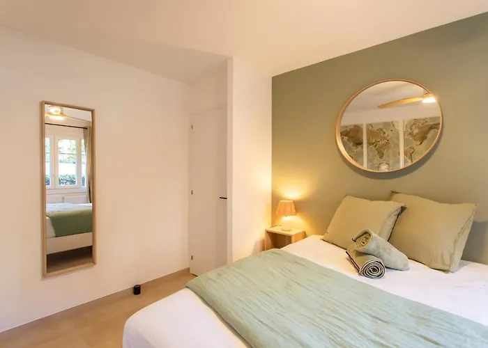 #41 Flat For 6, 3 Bdrs Parking Wifi 5mins Walk Tram T1 * ニース