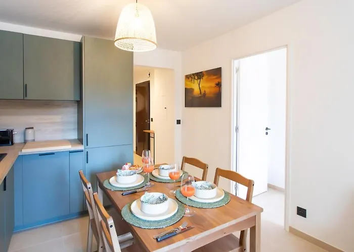 #41 Flat For 6, 3 Bdrs Parking Wifi 5mins Walk Tram T1 アパート *