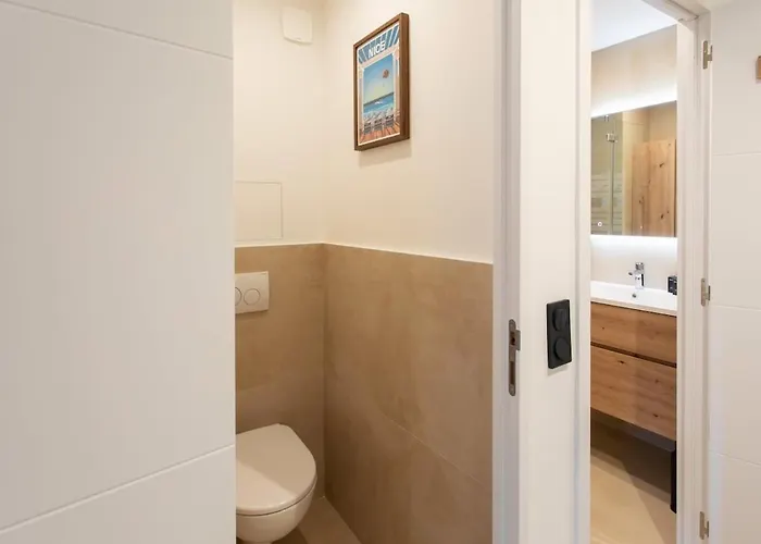 Apartamento #41 Flat For 6, 3 Bdrs Parking Wifi 5mins Walk Tram T1 Nice