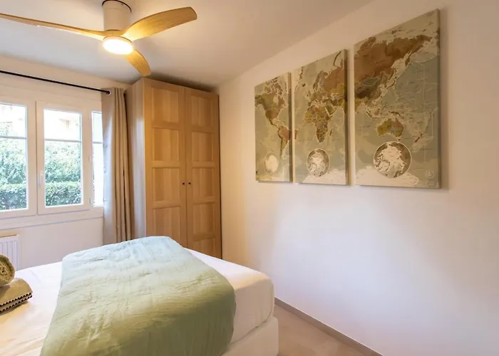 #41 Flat For 6, 3 Bdrs Parking Wifi 5mins Walk Tram T1 Apartamento *