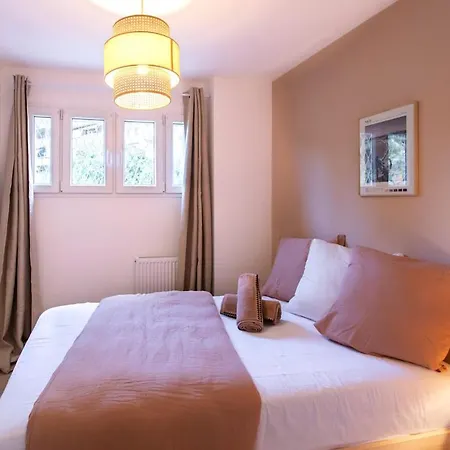 #41 Staywiz Us - Flat For 6, 3 Bdrs Parking Wifi 5mins Walk Tram T1