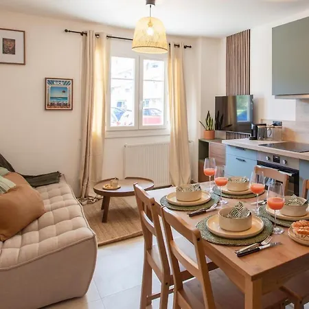 #41 Flat For 6, 3 Bdrs Parking Wifi 5mins Walk Tram T1 Nicea